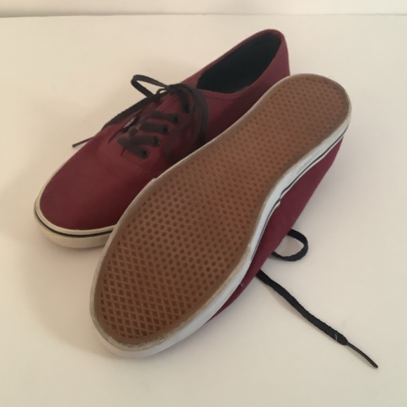 SOLD Vans Low-rise Sneakers - Picture 5 of 6